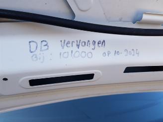 Citroën DS3 1.2 VTi So Chic picture 21