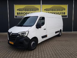 krockskadad bil bedrijf Renault Master T35 2.3 dCi 135 L3H2 Comfort 2021/10
