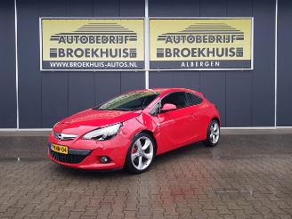 Damaged car Opel Astra GTC 1.4 Turbo Sport 2013/6