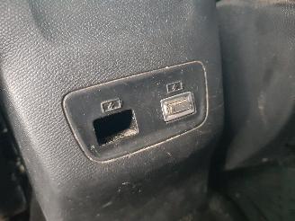 Peugeot 2008 1.2 PureTech Allure Pack picture 24