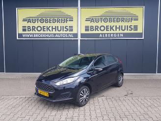 uszkodzony samochody osobowe Ford Fiesta 1.0 Style 2015/4