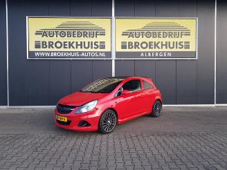 Damaged car Opel Corsa 1.6-16V T Color Edition GSI 2010/10