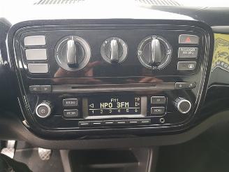 Volkswagen Up! 1.0 move up! picture 16