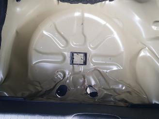 Peugeot 208 1.2 PureTech Allure picture 13