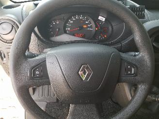 Renault Master T35 2.3 dCi L3H3 picture 15