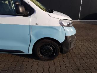 Toyota Proace 2.0 D-4D Cool Comfort Long picture 9