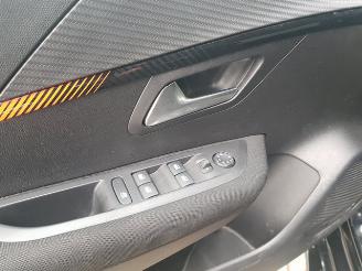 Peugeot 208 1.2 PureTech Active Pack picture 25