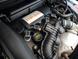 Peugeot 208 1.6 THP GTi picture 15