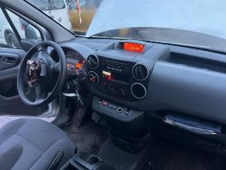 Peugeot Partner Partner (GC/GF/GG/GJ/GK), Van, 2008 / 2018 1.6 HDI 90 picture 8