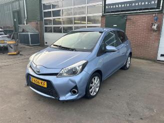 Toyota Yaris Yaris III (P13), Hatchback, 2010 / 2020 1.5 16V Hybrid picture 2