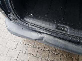 Peugeot 2008 1.2 VTi Active Pack Premium Automatic picture 10