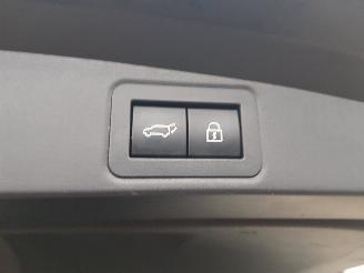 Toyota Corolla Touring Sports 1.8 Hybrid Trek picture 31