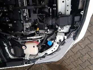 Toyota Corolla Touring Sports 1.8 Hybrid Trek picture 12