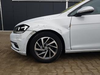 Volkswagen Golf 1.6 TDI Comfortline SOUND-Edition picture 8