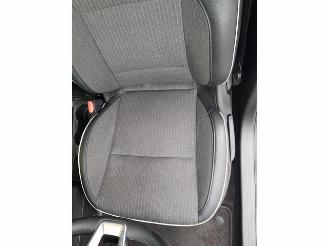 Renault Clio 1.0 TCe Intens picture 24