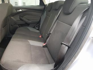 Ford Focus 1.0 EcoBoost Trend picture 12