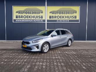 skadebil auto Kia Ceed 1.0 T-GDi DynamicPlusLine 2021/7
