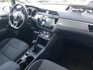 Volkswagen Touran 1.2 TSI Comfortline 7p picture 17