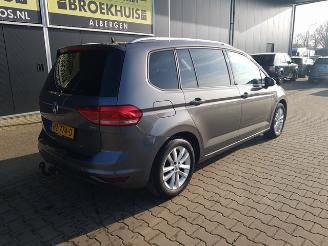 Volkswagen Touran 1.2 TSI Comfortline 7p picture 8