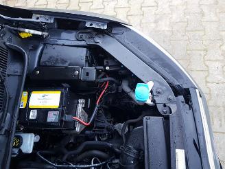 Volkswagen Touran 1.2 TSI Comfortline 7p picture 11