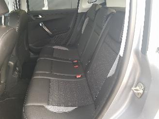 Peugeot 2008 1.6 VTi Allure picture 14