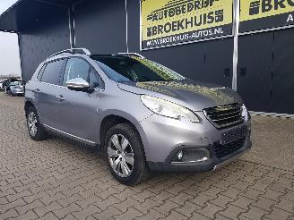 Peugeot 2008 1.6 VTi Allure picture 6