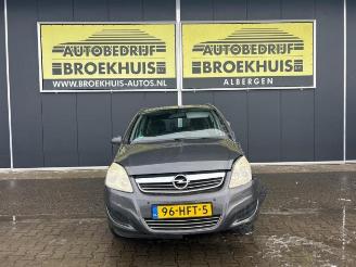 Opel Zafira Zafira (M75), MPV, 2005 / 2015 2.2 16V Direct Ecotec picture 2