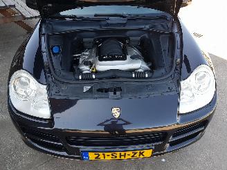 Porsche Cayenne 4.5 S picture 10