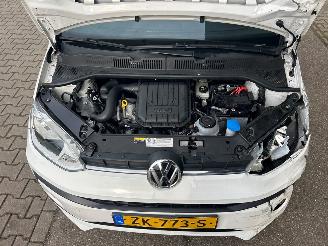 Volkswagen Up! 1.0 BMT high up! picture 10