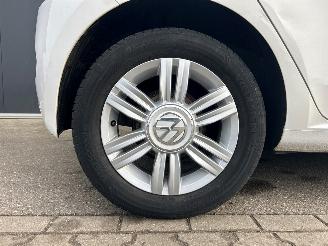 Volkswagen Up! 1.0 BMT high up! picture 27