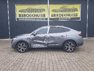 Renault Arkana 1.6 E-Tech Hybrid 145 R.S. Line picture 2