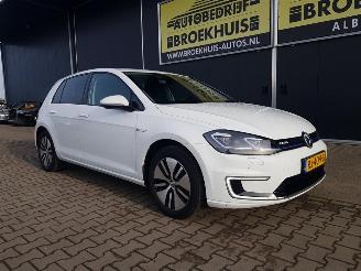 Volkswagen e-Golf e-Golf picture 6