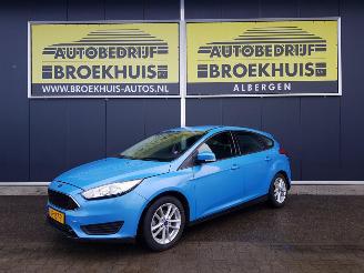 Damaged car Ford Focus 1.0 Trend 2016/2