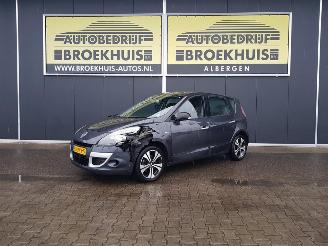 Coche accidentado Renault Scenic 2.0 Bose Automatic 2011/5