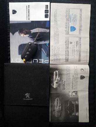 Peugeot 208 1.2 PureTech Active Pack picture 23