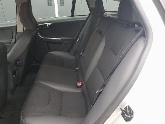 Volvo V-60 2.0 D4 Momentum picture 17