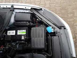 Volkswagen Golf 1.6 TDI Comfortline SOUND-Edition picture 13