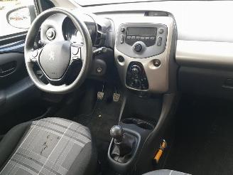 Peugeot 108 1.0 e-VTi Active picture 14