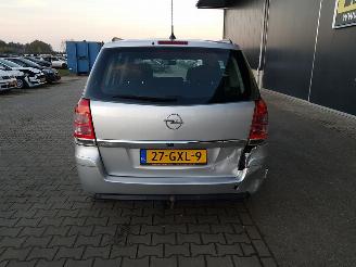 Opel Zafira 1.8 Temptation picture 5