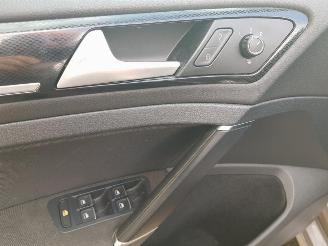 Volkswagen Golf 1.6 TDI Highline picture 22
