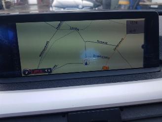 BMW 3-serie 320i Executive picture 27