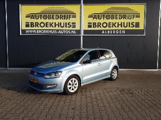 damaged passenger cars Volkswagen Polo 1.2 TDI BlueMotion Comfortline 2010/8