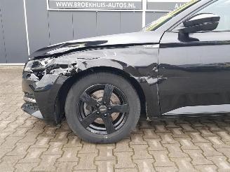 Skoda Superb Combi 1.4 TSI iV Business Edition Plus picture 9