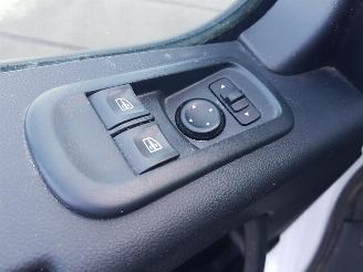 Renault Master T35 2.3 dCi 150 L2H3 Energy picture 25