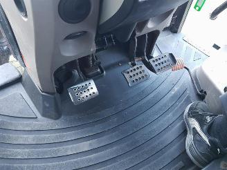 Case  IH FARMALL 105U picture 21