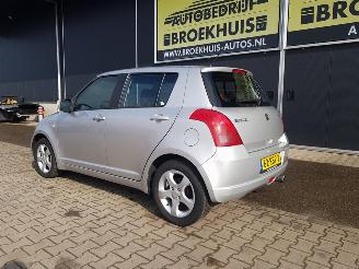 Suzuki Swift 1.3 GA picture 7