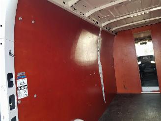 Renault Master T35 2.3 dCi L3H3 picture 25