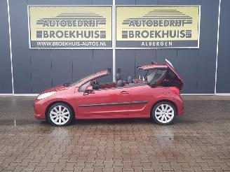 Peugeot 207 CC 1.6-16V T Sport picture 2