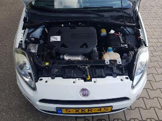 Fiat Punto Evo 0.9 TwinAir Young picture 12