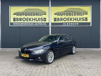 Unfallwagen BMW 3-serie 320i xDrive High Executive 2013/12